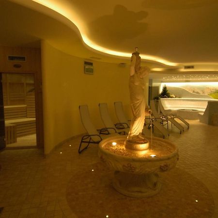 Hotel Baita Montana Livigno Esterno foto