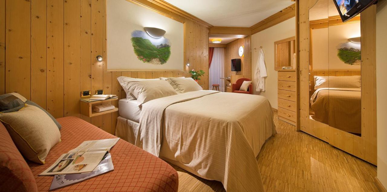 Hotel Baita Montana Livigno Esterno foto