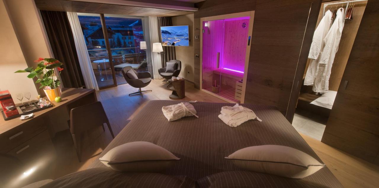 Hotel Baita Montana Livigno Esterno foto