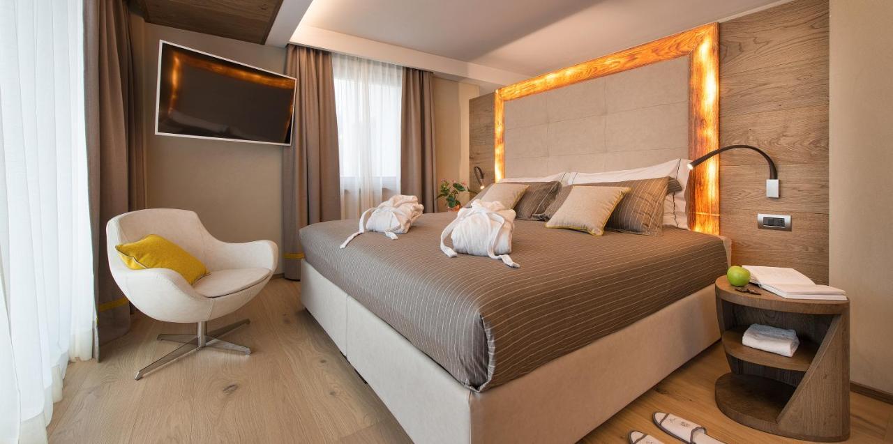 Hotel Baita Montana Livigno Esterno foto