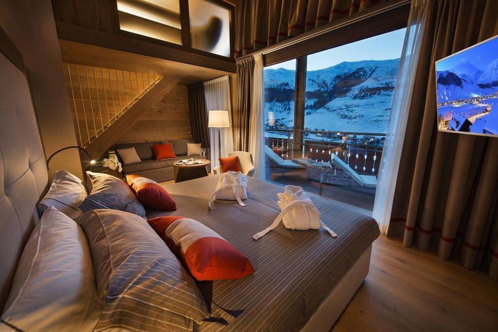 Hotel Baita Montana Livigno Esterno foto