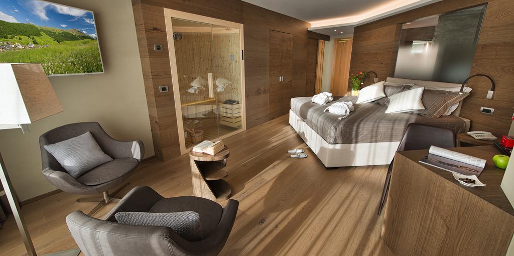 Hotel Baita Montana Livigno Esterno foto