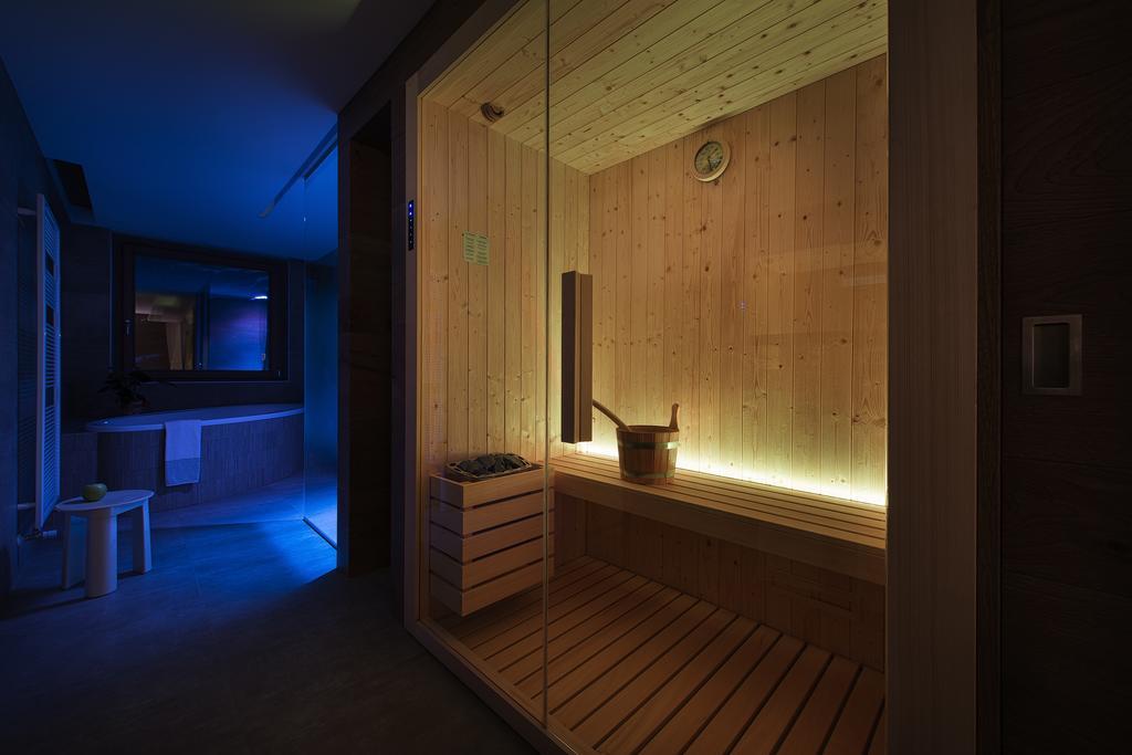 Hotel Baita Montana Livigno Esterno foto