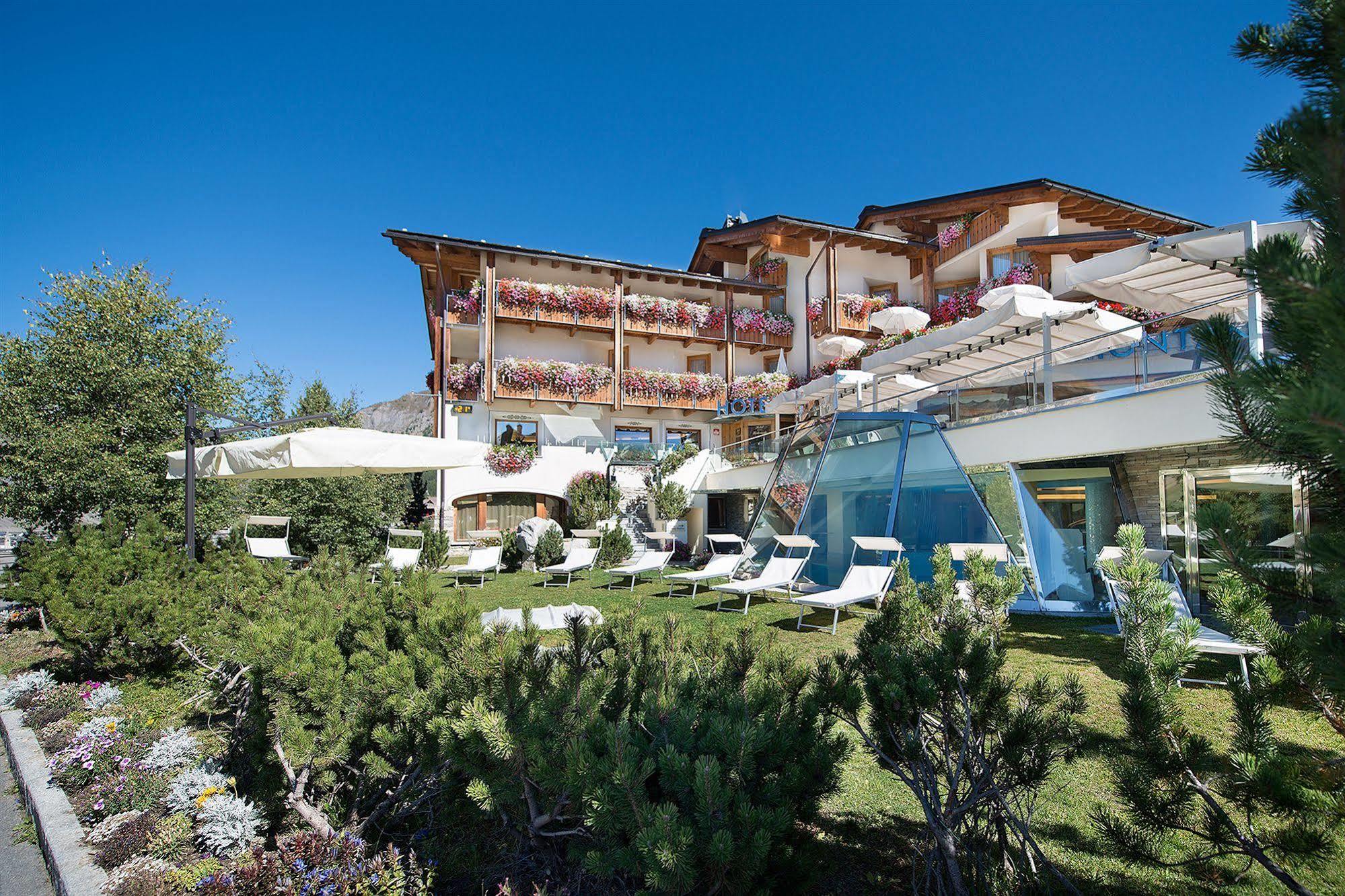 Hotel Baita Montana Livigno Esterno foto