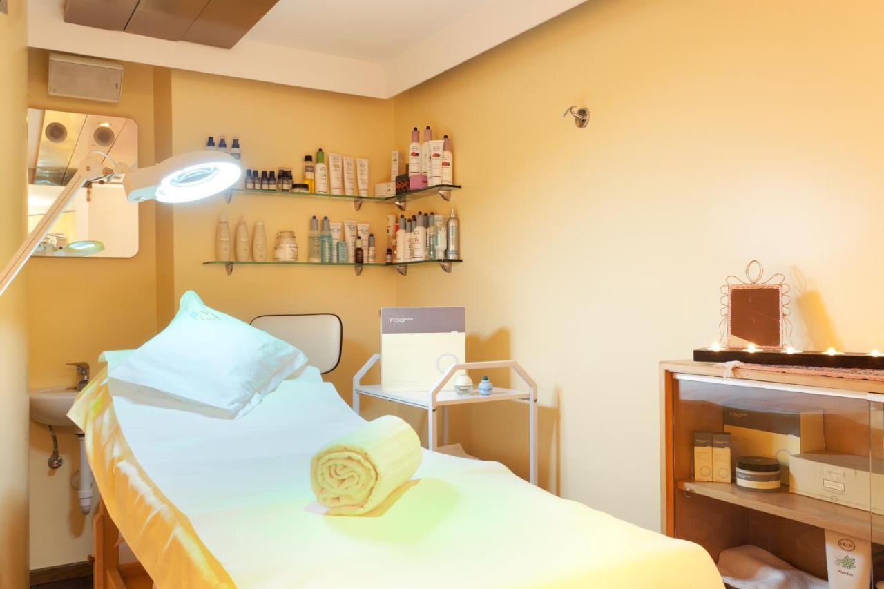 Hotel Baita Montana Livigno Esterno foto